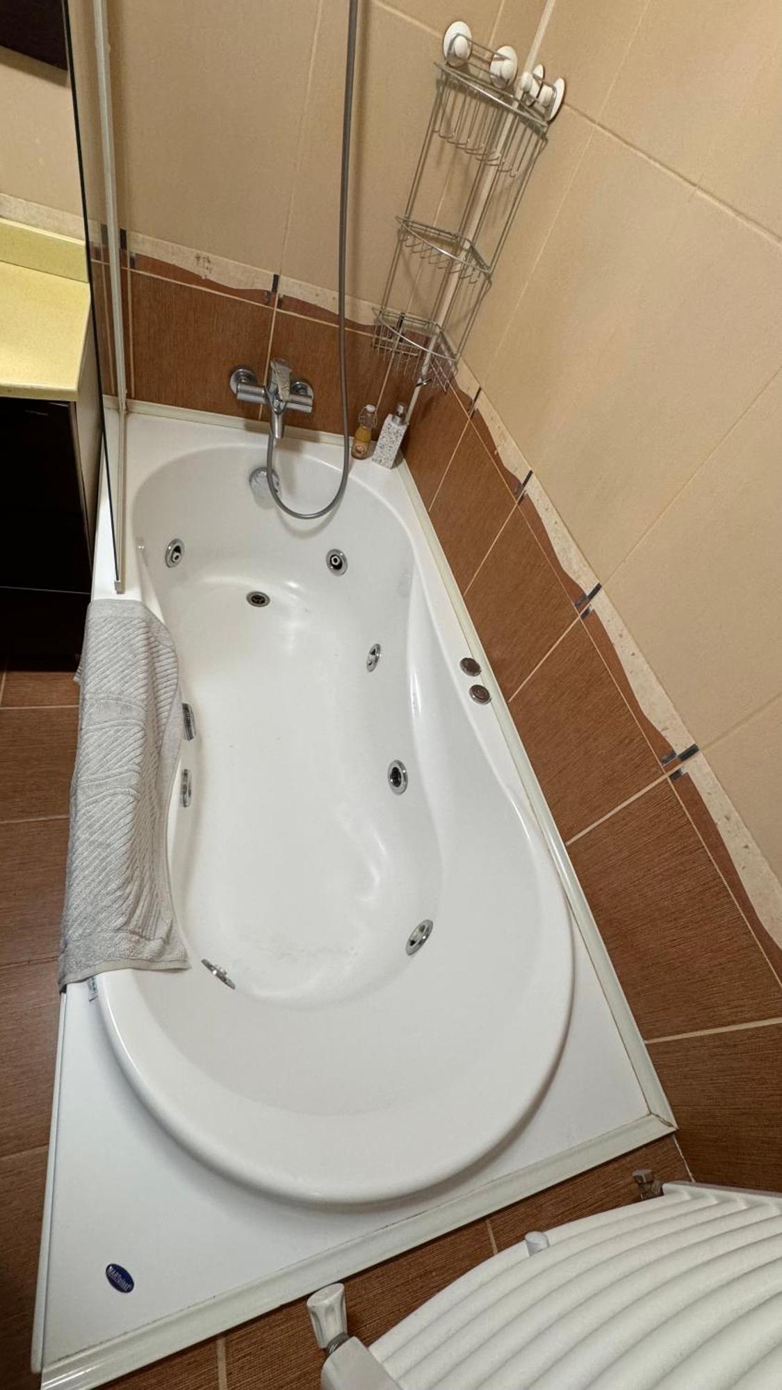 Apartament 3 Camere Otopeni Bagian luar foto